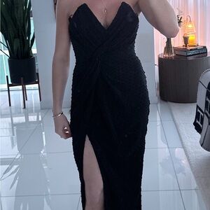 Elegant Black Evening Dress